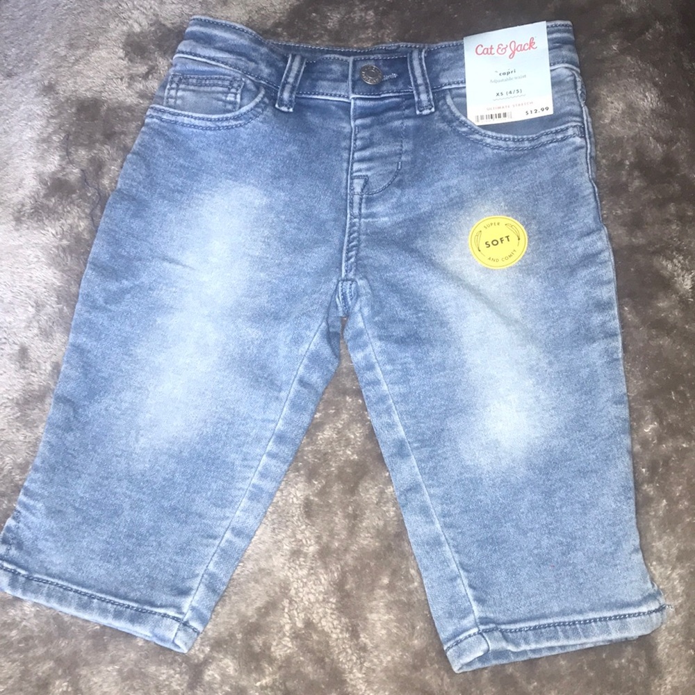 Cat & Jack Girl’s Capri Jeans